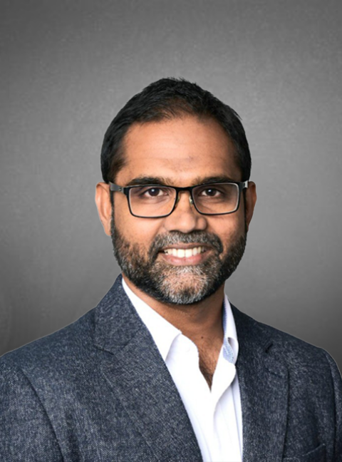 Anjula De Silva – Headshot