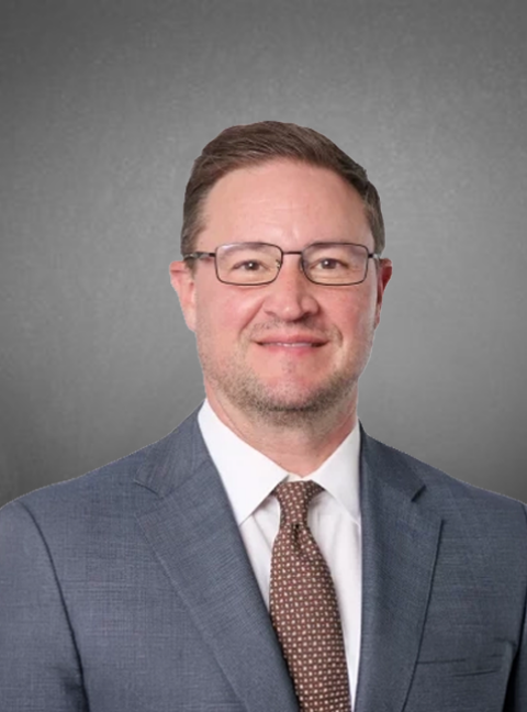 Michael Gluth – Headshot